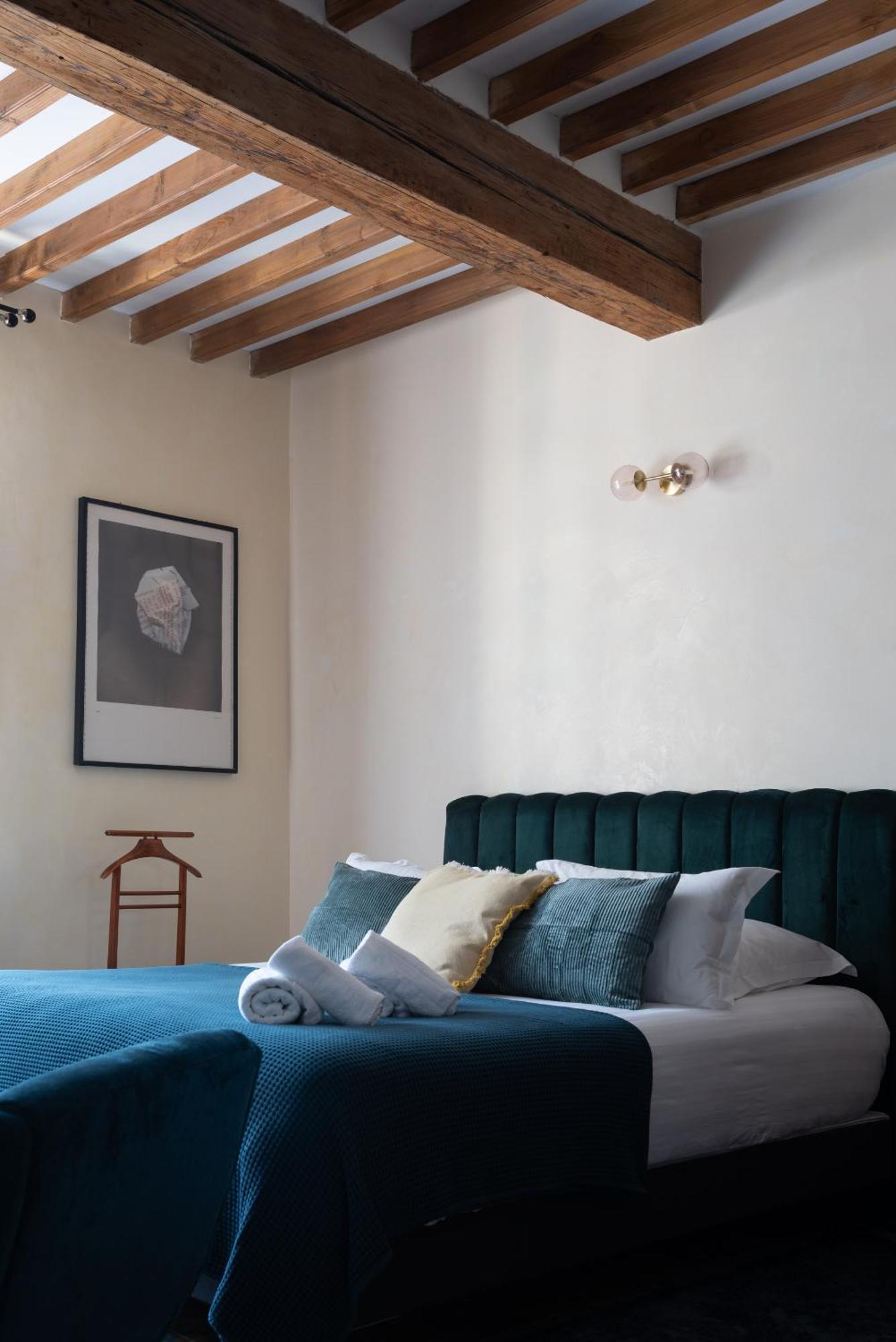 La Maison D'En Bas Des Seigneurs Cucuron Quarto foto