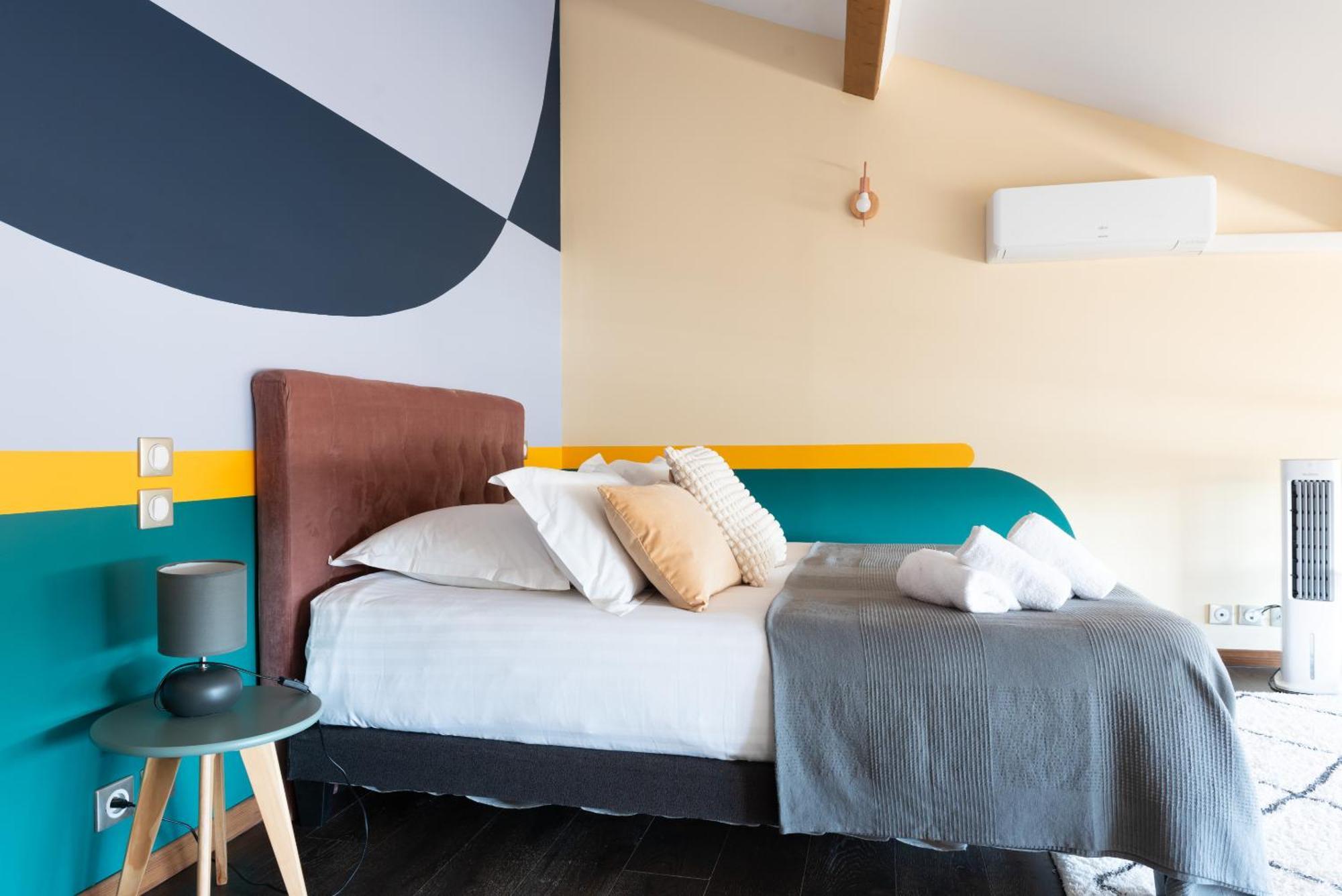 La Maison D'En Bas Des Seigneurs Cucuron Quarto foto
