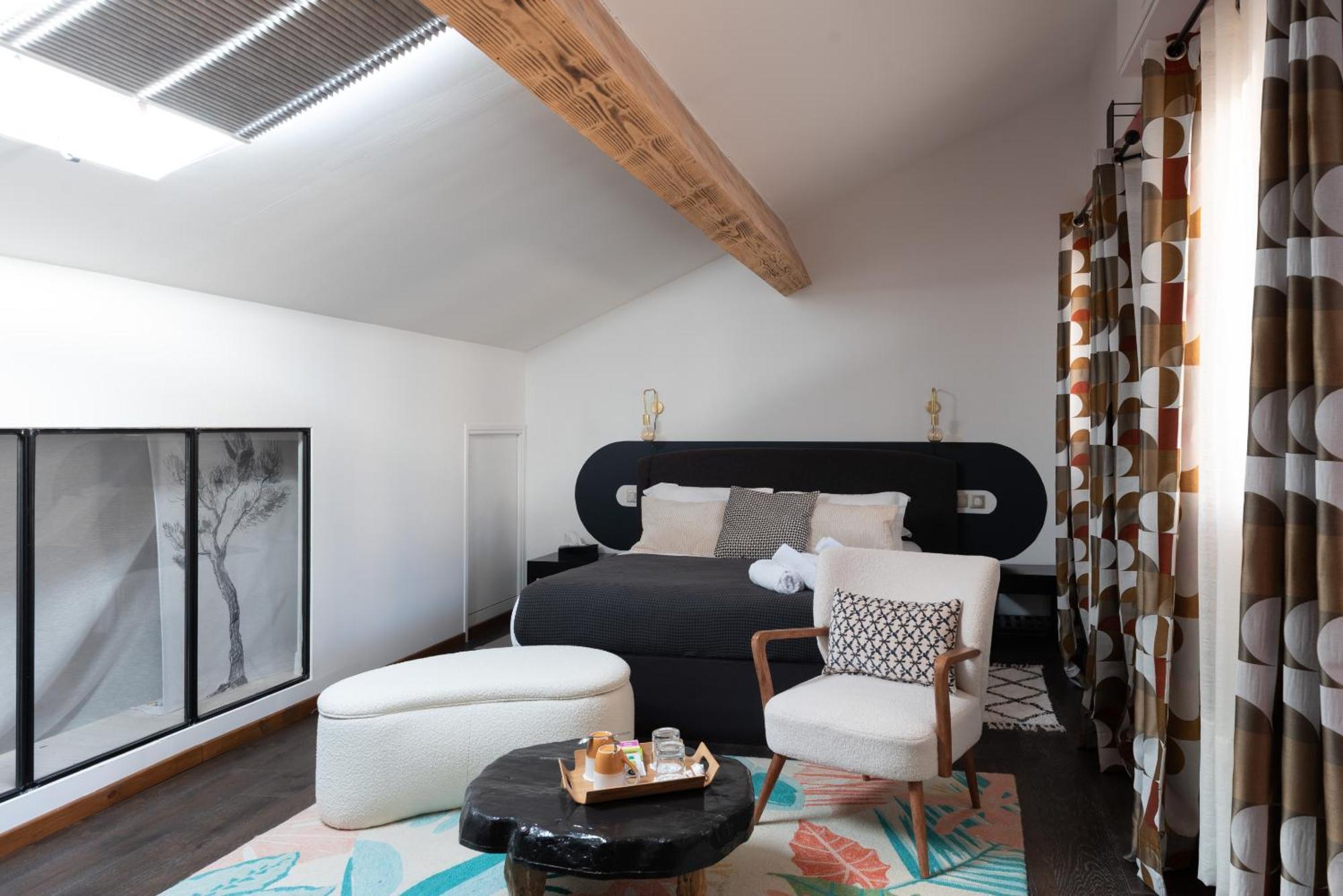 La Maison D'En Bas Des Seigneurs Cucuron Quarto foto